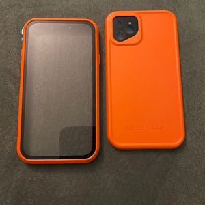 iPhone 11 pro life proof case
